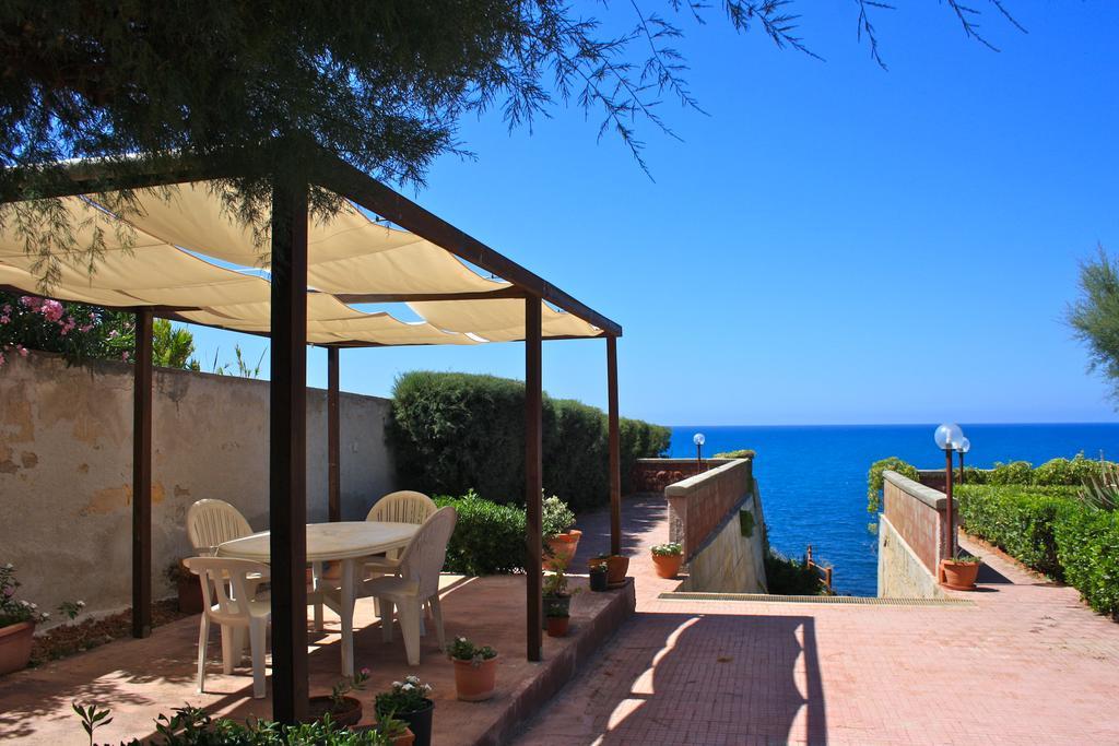Magnolia Gialla Bed & Breakfast Trappeto  Dış mekan fotoğraf
