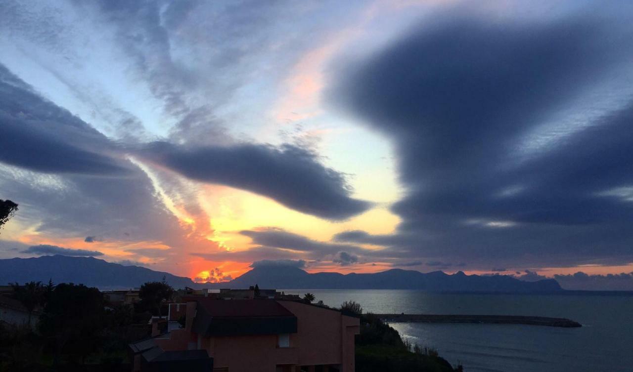 Magnolia Gialla Bed & Breakfast Trappeto  Dış mekan fotoğraf